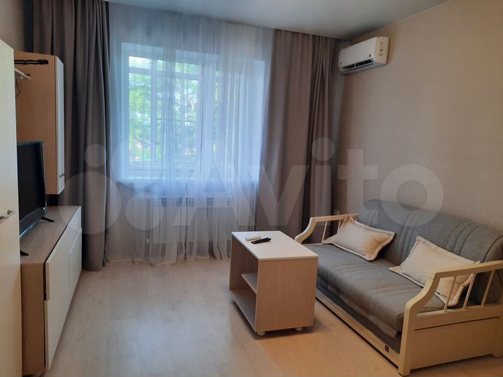 1-к. квартира, 40 м², 2/4 эт.