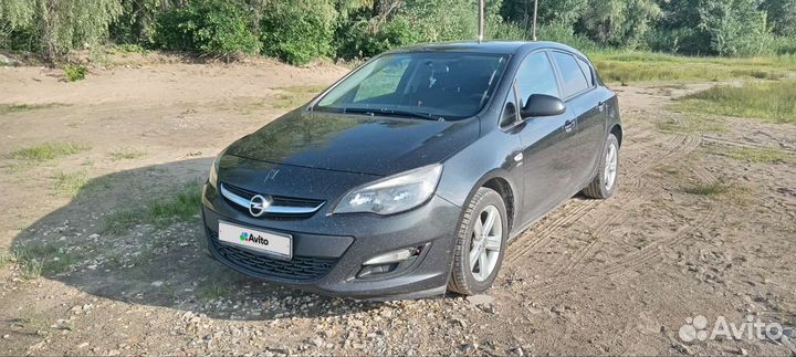 Opel Astra 1.6 МТ, 2013, 235 000 км