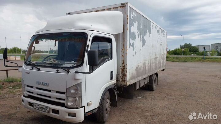Isuzu Elf, 2012
