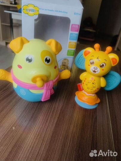 Развивающие игрушки неваляшка и музыкальная