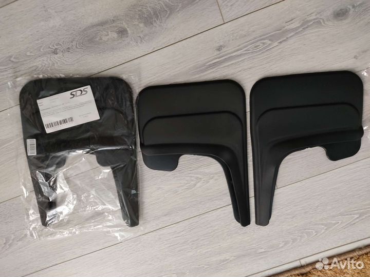 Брызговики универсальные