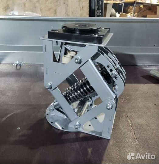 Амортизационная стойка под сиденье А300