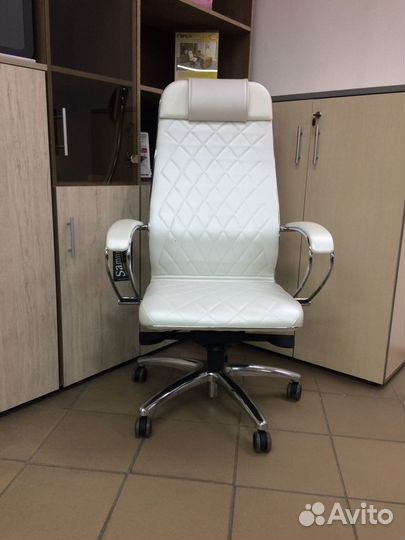 Компьютерное кресло Метта