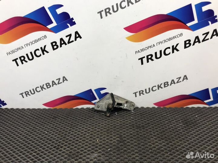 Ручка двери внутренняя левая Daf XF105