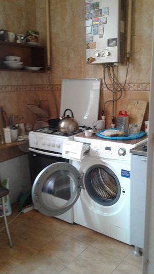 Комната 18 м² в 3-к., 4/4 эт.