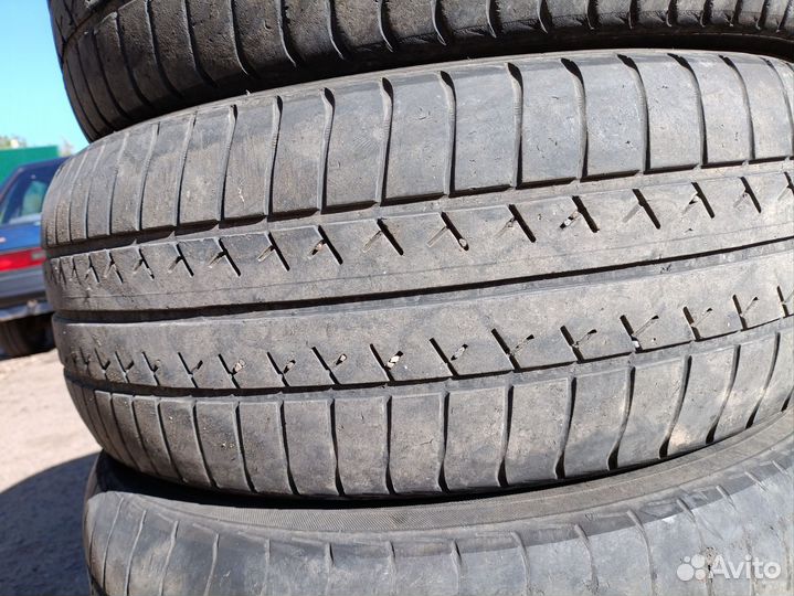 Yokohama BluEarth AE01 215/60 R16