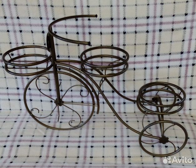 Подставка/стойка для цветов