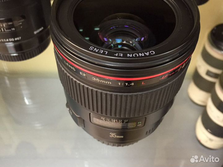 Canon EF 35mm f/1.4L USM