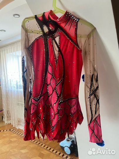 Костюм для художественной гимнастики