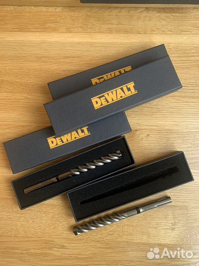 Шариковая Ручка бур DeWalt