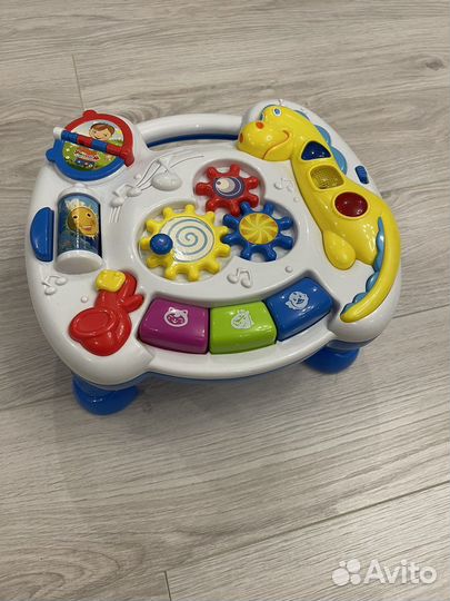 Развивающий столик жирафики