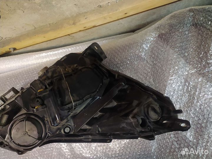 Фара передняя левая Opel Corsa D 2012