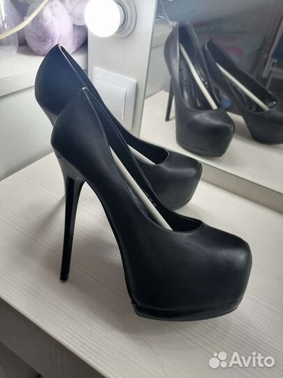 Туфли женские новые 37,38,39