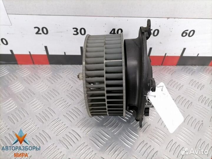 Моторчик печки BMW 7 E65/E66/E67 2004