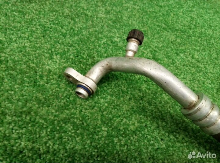 Трубка кондиционера Kia Sorento (BL) 2002-2006 977