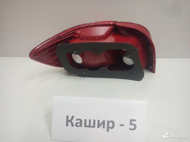 Фонарь правый Kia Rio