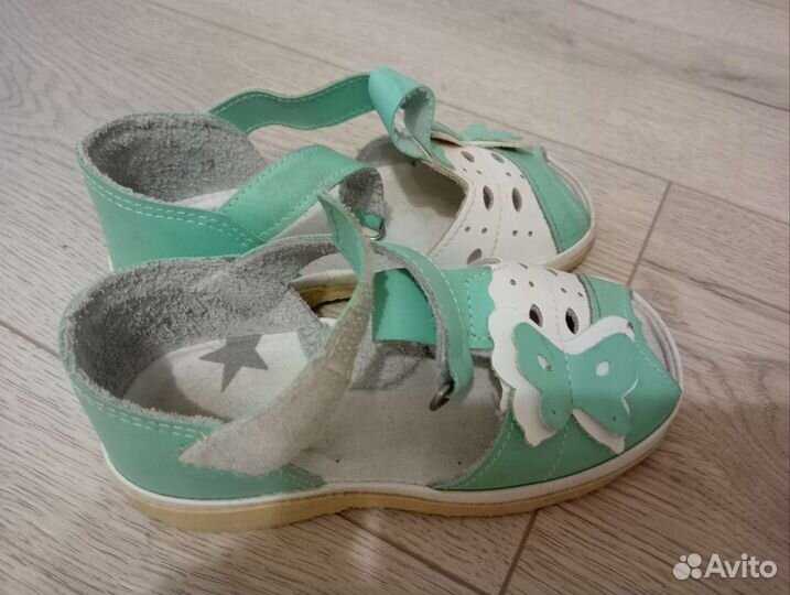 Сандали для девочки