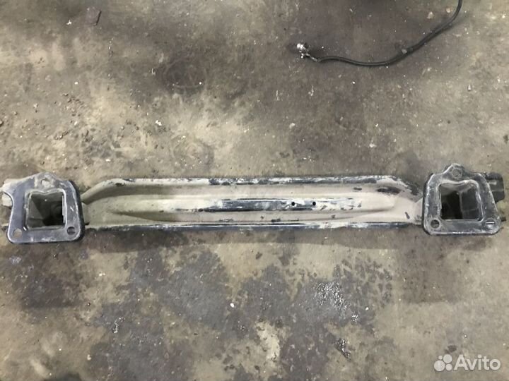 Усилитель бампера задний бмв х1 BMW x1