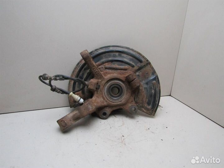 Кулак поворотный передний правый Renault Symbol I