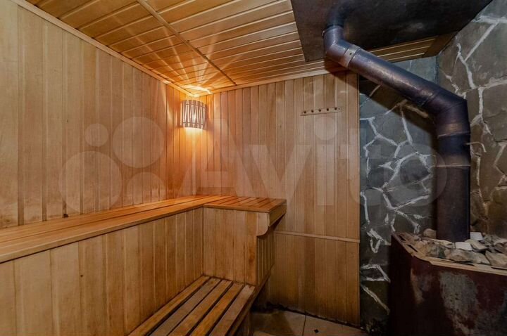 Дом 100 м² на участке 5 сот.