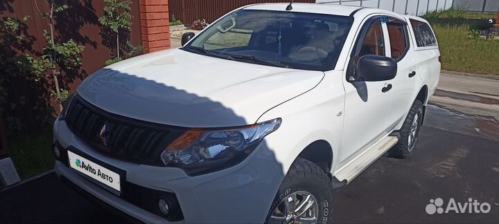 Mitsubishi L200 2.4 МТ, 2017, 93 000 км