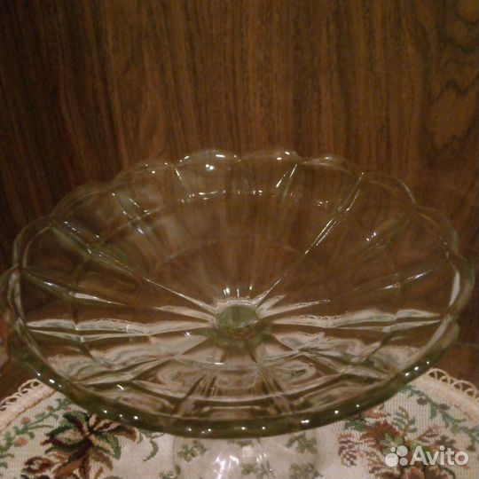 Ваза для фруктов на ножке стекло СССР