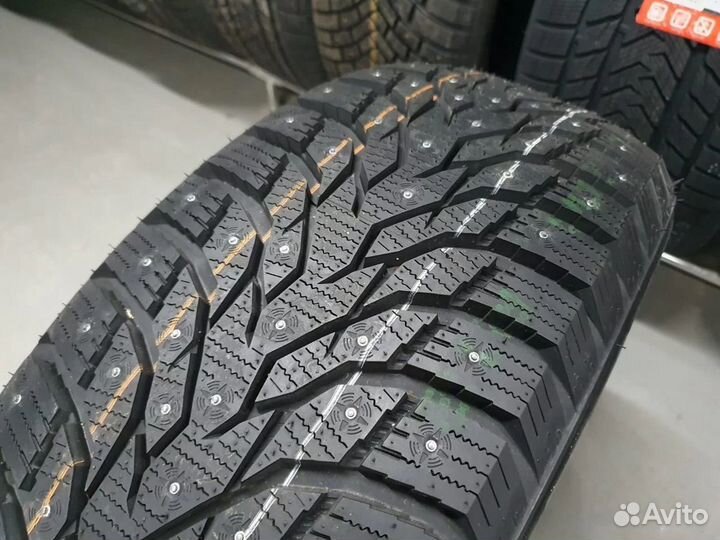 Tracmax X-Privilo S500 285/40 R22 110H