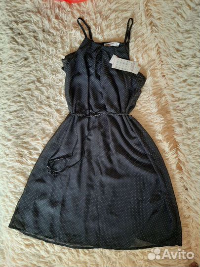 Вещи 42-44 платья майки, штаны, шорты