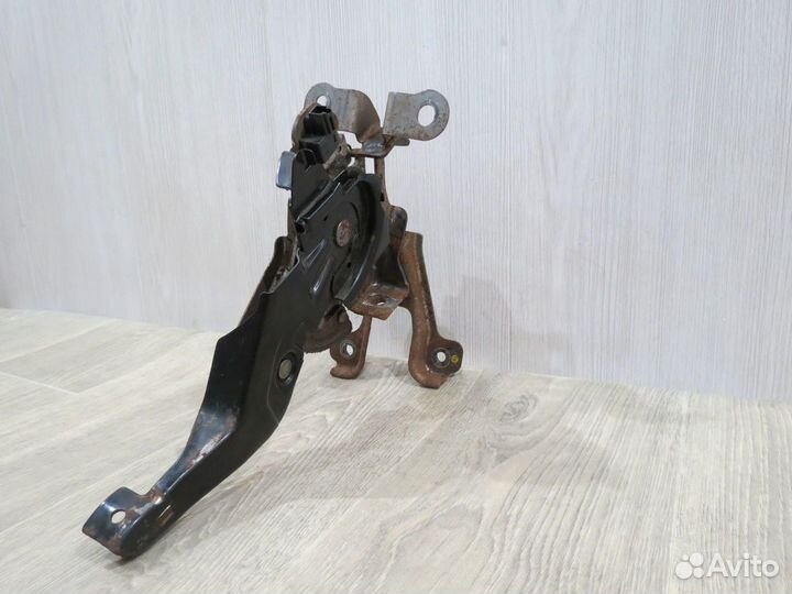 Педаль ручника infiniti EX37