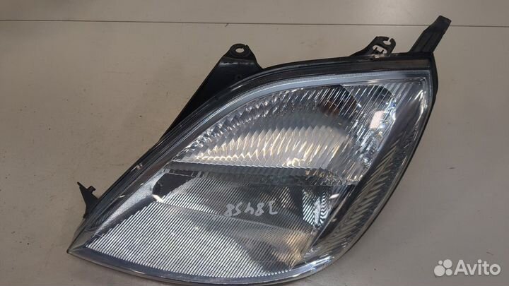 Фара (передняя) Ford Fiesta, 2004