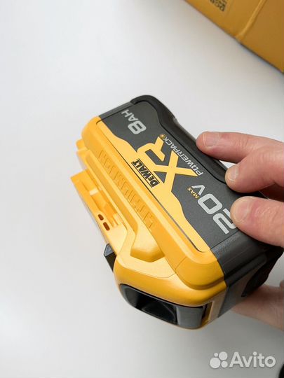 Аккумулятор Dewalt PowerPack 8 ah / DCB2108