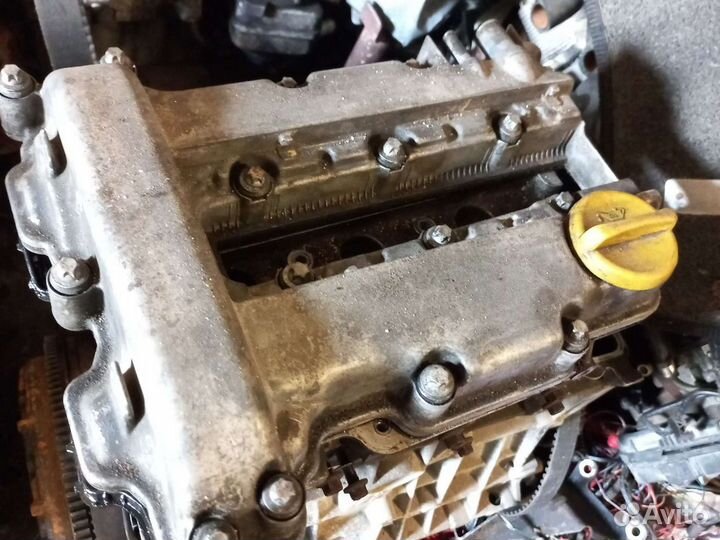 Opel Corsa D 1,0 12V маховик сцепление гбц блок