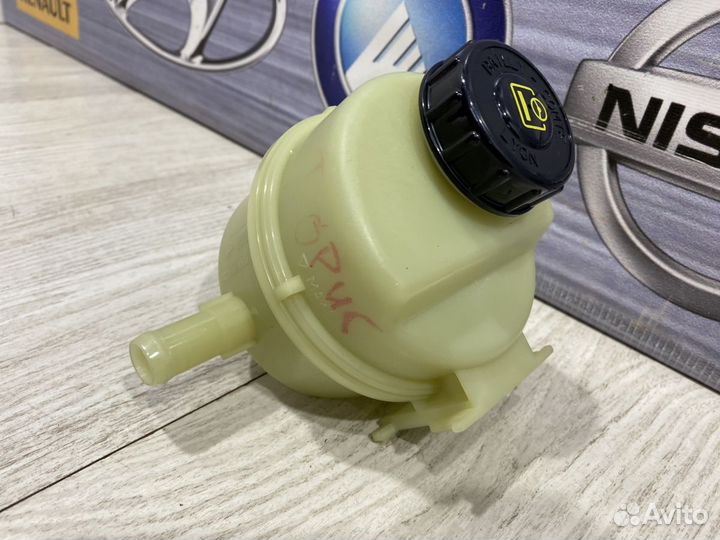 Бачок гидроусилителя гур Renault duster 2