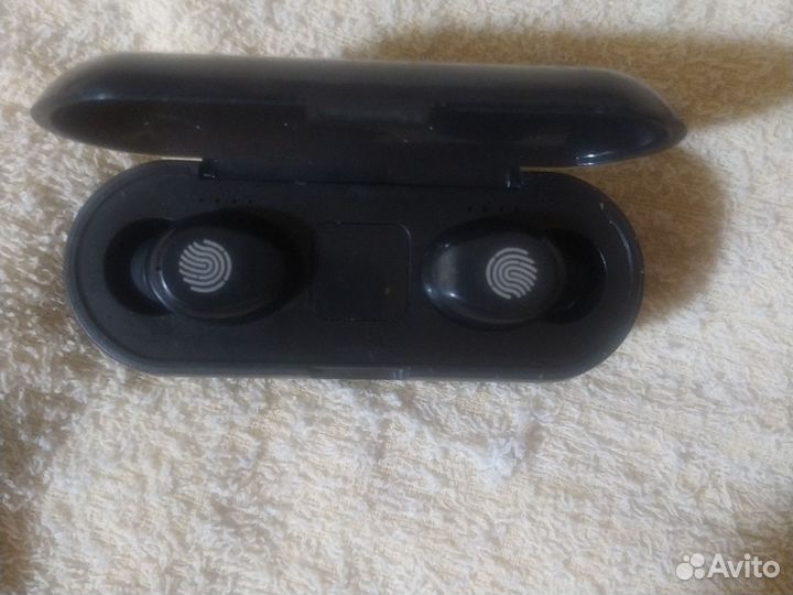 Без проводные наушники