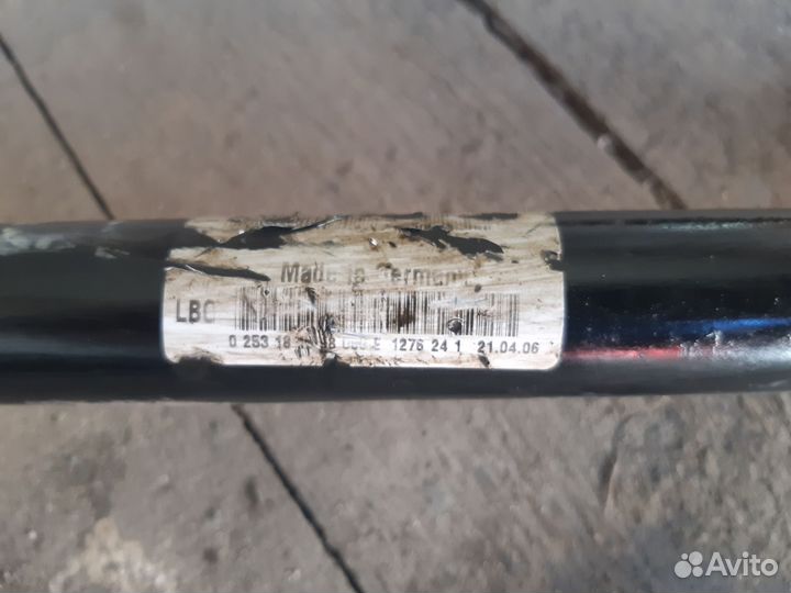 Привод задний правый туарег 3,2 бензин