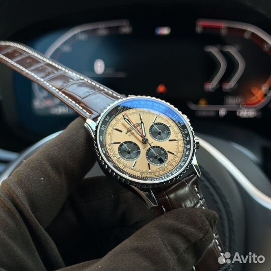 Часы Breitling Navitimer