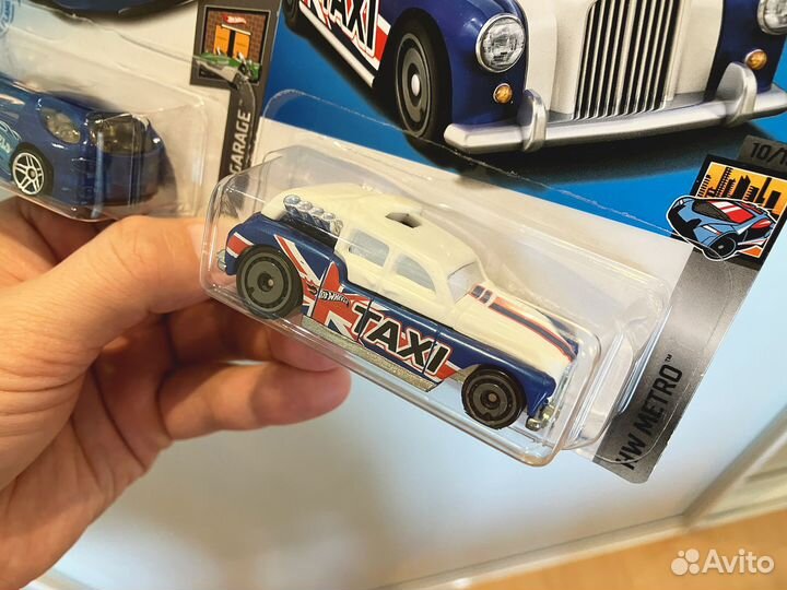 Hot Wheels Deora II TH и Cockney Cab II