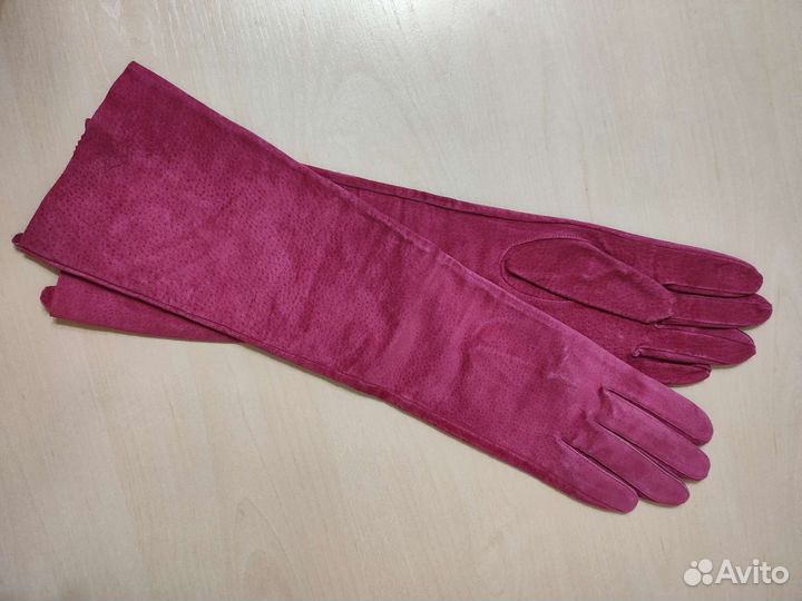 Перчатки длинные из розовой замши