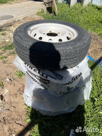 Bridgestone Dueler H/T 205/70 R15