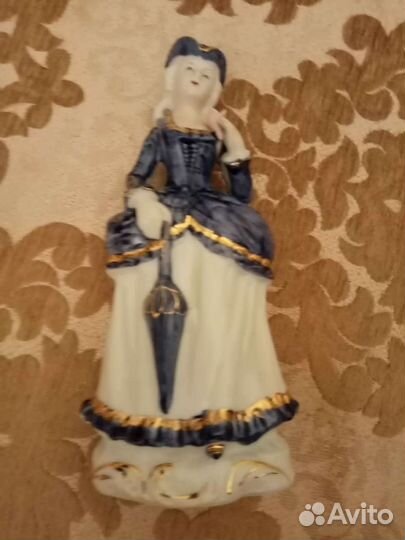 Статуэтки в ассортименте