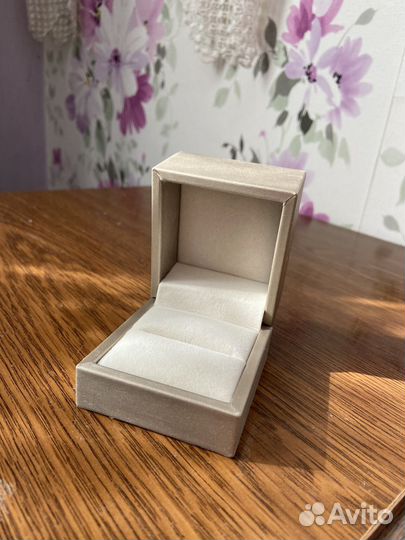 Футляр коробка шкатулка для кольца