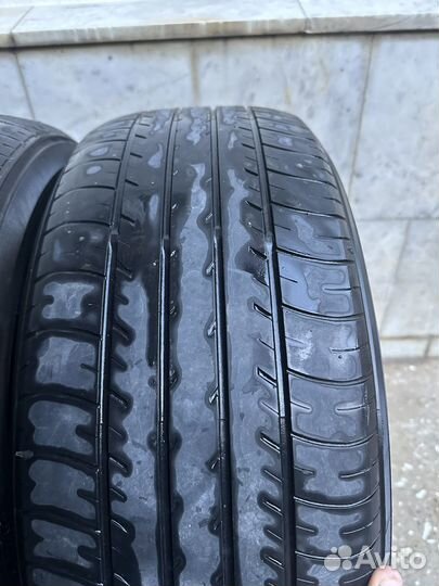 Yokohama dB Decibel E70 215/55 R17