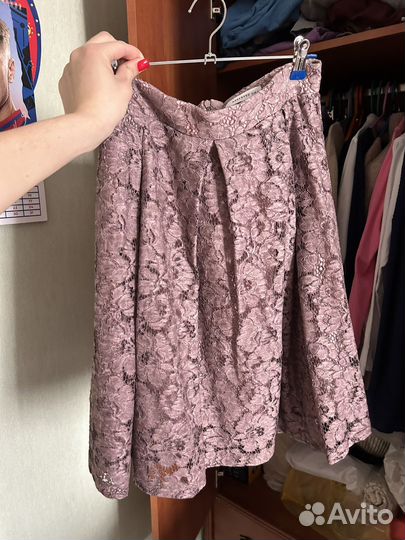 Юбка с кружевом