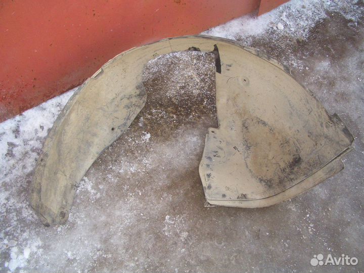 Подкрылок передний правый Киа Сид с18