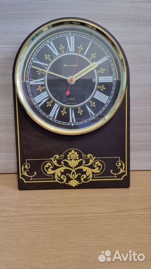 Часы настенные Янтарь СССР винтаж