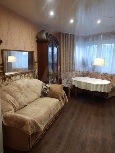 2-к. квартира, 60 м², 3/9 эт.