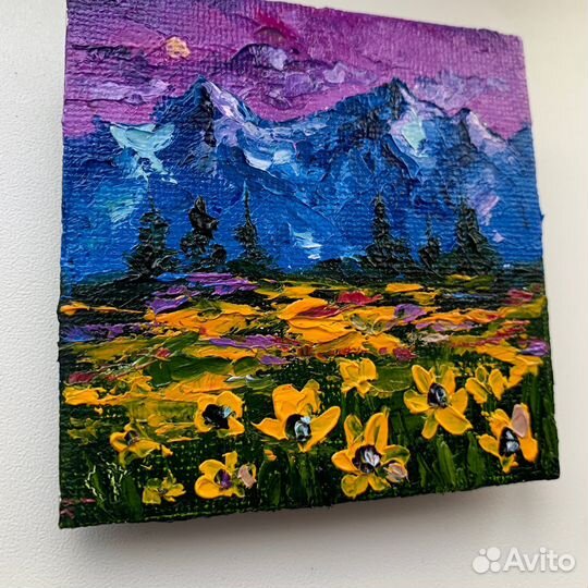 Картина маслом магнитик горы пейзаж цветы