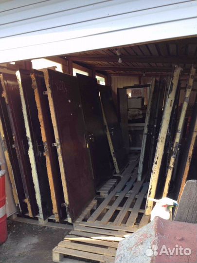 Двери металлические