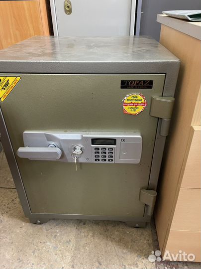 Сейф топаз bs-t670