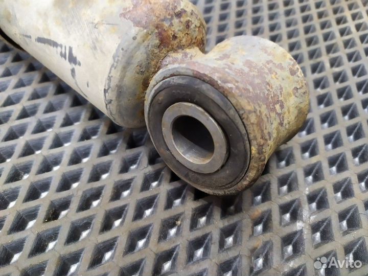 Амортизатор Renault Magnum